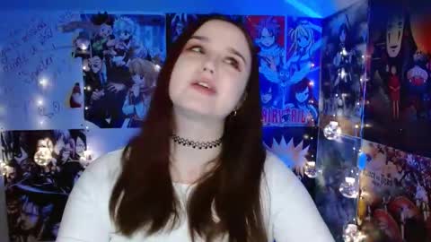 little secret online show from November 11, 7:54 am