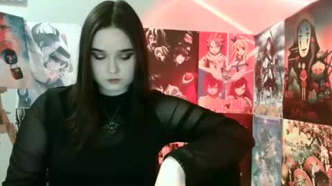 little secret online show from February 14, 7:59 am