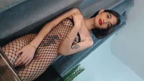 Snapshot of lesi_trisha chatting on October 2, 6:28 pm Trisha18 online show from October 2, 6:28 pm