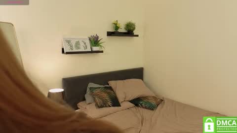 Tracy online show from October 8, 6:14 pm