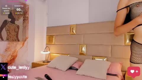 lesly_cutee online show from May 26, 12:44 pm