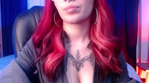 Less  online show from January 25, 2:47 pm