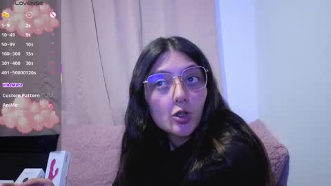 lessliee online show from May 24, 8:54 am