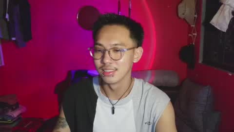 lesteryooo online show from April 14, 12:08 pm