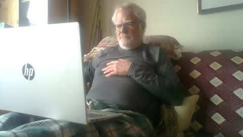 letscc online show from April 14, 8:01 pm