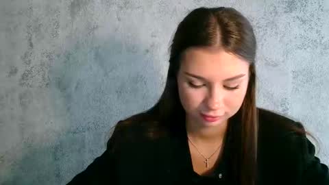 Emily online show from September 9, 6:13 am