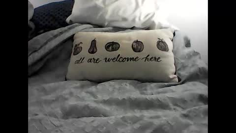 leweylewy online show from January 6, 2:37 am