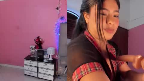 xiara online show from March 8, 2:26 am