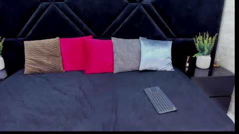 lexa online show from April 9, 6:46 pm