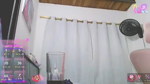 lexi19_ online show from July 8, 12:36 am