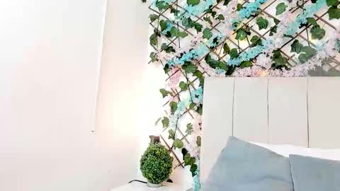 Gabrielle online show from November 7, 11:01 am