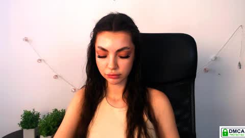 Alexia online show from April 8, 12:41 pm