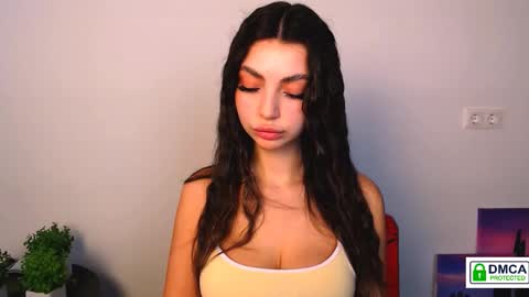 Alexia online show from September 16, 1:24 pm