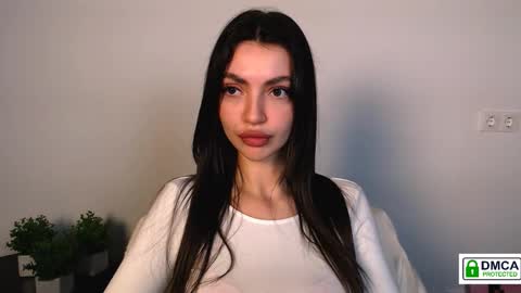 Alexia online show from October 12, 4:21 pm