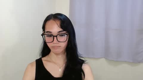 Snapshot of lexibabe_ chatting on October 15, 4:27 am lexibabe_ online show from October 15, 4:27 am