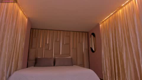 Lexie  online show from February 8, 3:42 pm