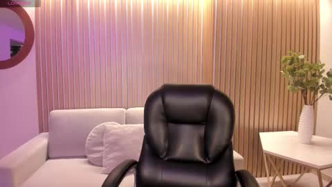 Lexie  online show from September 17, 7:28 pm