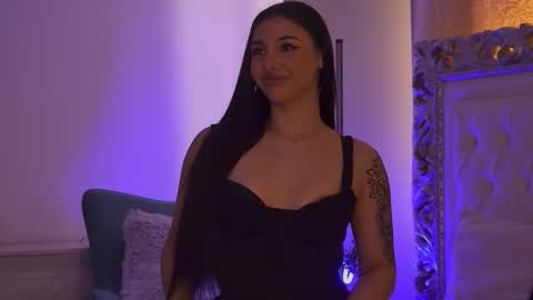 LexyBanks online show from March 30, 7:52 am