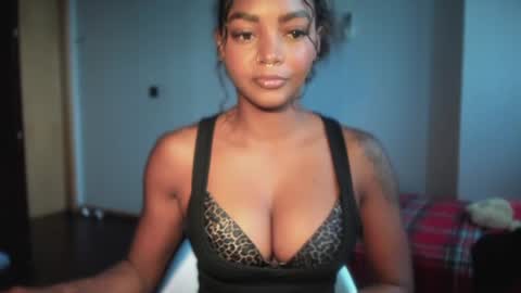 LEXY - Independent account online show from July 17, 9:33 am