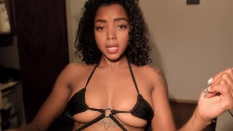 LEXY - Independent account online show from December 16, 6:03 pm