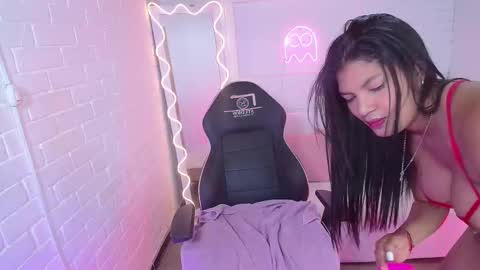 lexy_tay online show from September 12, 11:45 am