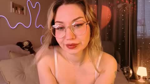 Lily online show from March 12, 2:26 am