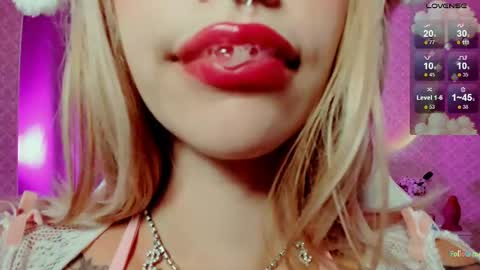 LEA online show from September 18, 6:01 pm