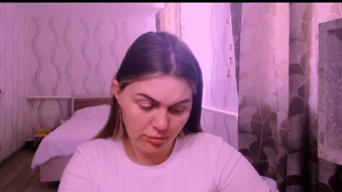 li_lit online show from April 7, 6:26 am