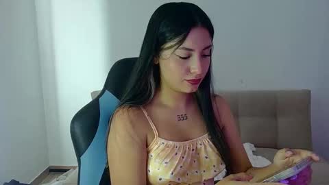 Lia  online show from March 8, 4:00 pm