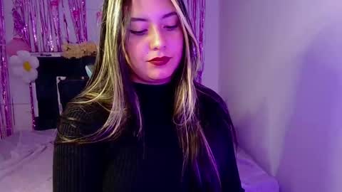 Lia  online show from September 12, 11:07 pm