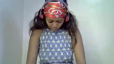 lia online show from October 29, 1:40 am