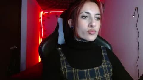 lia spicy   ig online show from February 9, 2:42 pm