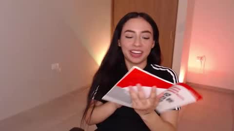   lia  online show from March 11, 3:20 am