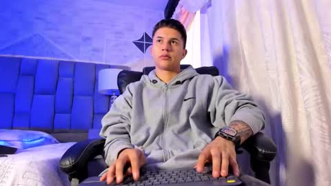 Liam Smith online show from October 10, 12:22 pm