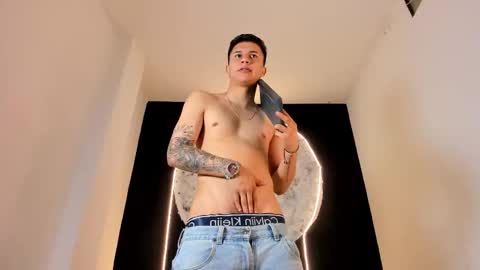 Liam Smith online show from October 24, 1:01 pm