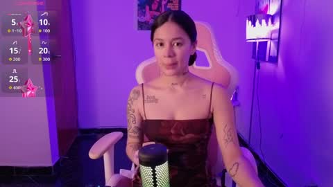 Lia Butera online show from April 5, 9:34 pm