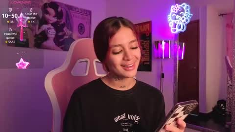 Snapshot of liabutera chatting on October 2, 5:12 pm Lia Butera online show from October 2, 5:12 pm