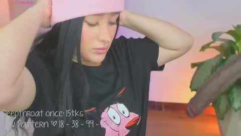 Lia Cox online show from September 19, 3:32 am