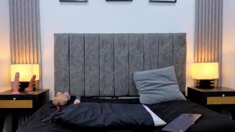 Liam forest  online show from November 23, 5:38 am