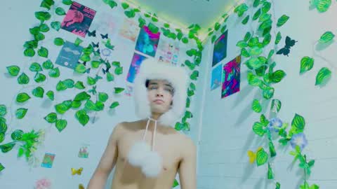 liam_honey18 online show from February 22, 2:48 am