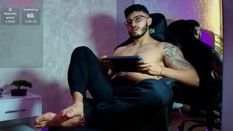 LIAM KLEIN online show from May 24, 3:40 pm