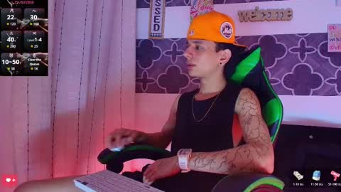 liamblaze online show from December 2, 5:26 am