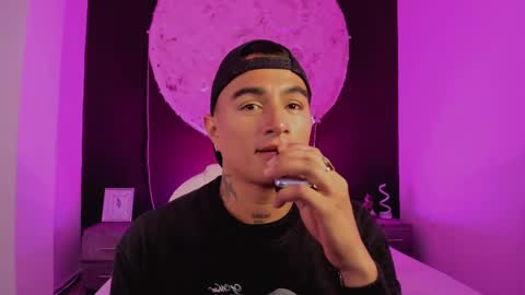 LiamDeep online show from September 15, 5:53 am