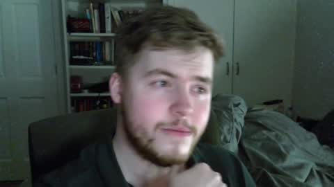 Liam Fox online show from April 29, 1:43 am