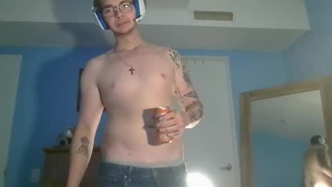 LiamNotSoNormal online show from December 4, 5:29 am