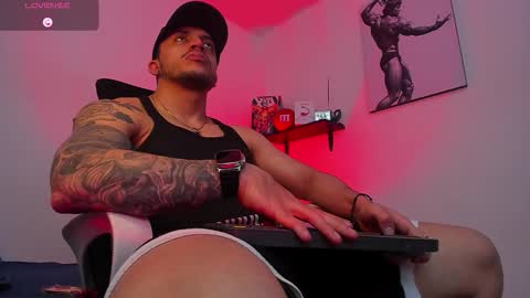 liam online show from December 3, 11:22 am