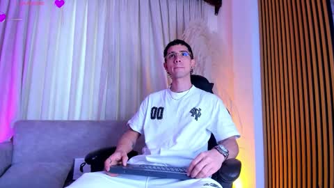 Liam online show from February 15, 2:38 pm