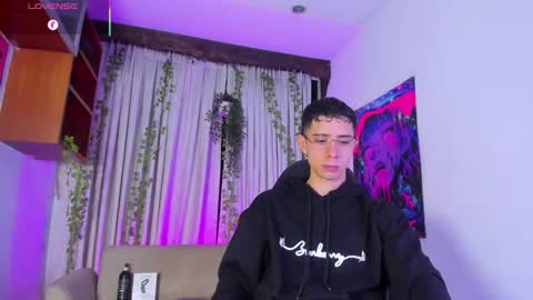 Liam online show from February 24, 1:19 am