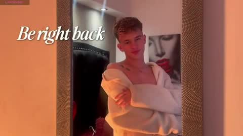 liam online show from May 12, 4:54 am