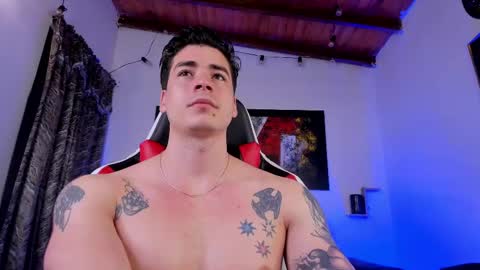 liamwyatt_ online show from March 1, 7:41 am